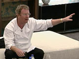Dowling confronts Davidson in 'Kitchen'