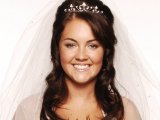 'Enders actress hated wearing wedding dress