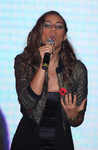  Leona Lewis performing at 2007 Oxford Street Christmas Lights ceremony, London, on Nov 07