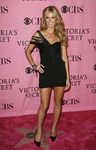 Heidi Klum at 12th Annual Victoria's Secret Fashion Show, Kodak Theatre, Los Angeles, on Nov 15