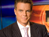 Shep Smith re-signs with Fox News