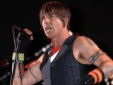 Motley Crue, Chili Peppers 'aging badly'