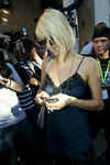 Nicole Richie and Paris Hilton having lunch at 'Forte' restaurant, Beverly Hills, Los Angeles, on Nov 26 (3)