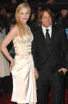 Nicole Kidman and husband Keith Urban at 'The Golden Compass' film premiere, London, on Nov 27