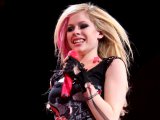Sick Lavigne cancels more gigs