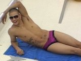 Girls give Anthony modelling thumbs up