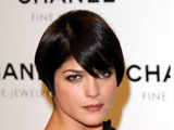 Selma Blair claims Americans are 'deluded'