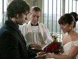 Jo and Andy marry in prison