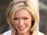 Nell McAndrew trains for race in nude