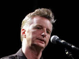 Bragg demands social networks pay royalties