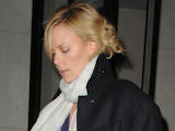 Charlize Theron becomes US citizen