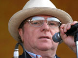 Van Morrison criticises retro magazines