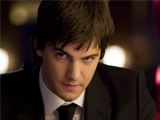 '21' holds onto UK box office top spot