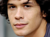'Home and Away' star criticises producers