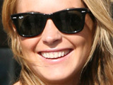 Lohan 'begs Michael Phelps for date'