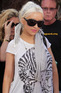 Christina Aguilera Leaving the Ivy Restaurant in Beverly Hills