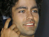 Adrian Grenier denies Lucas split