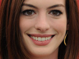 Hathaway grateful for mother's advice