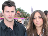 Steve Jones, Miquita Oliver ('T4')