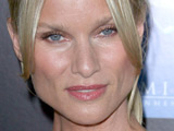 'Housewives' Sheridan for CBS comedy