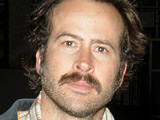 Jason Lee welcomes baby girl