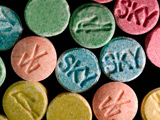 Thief steals drugs from police station
