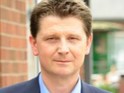 Dinsdale quits Corrie over 'typecast' concerns