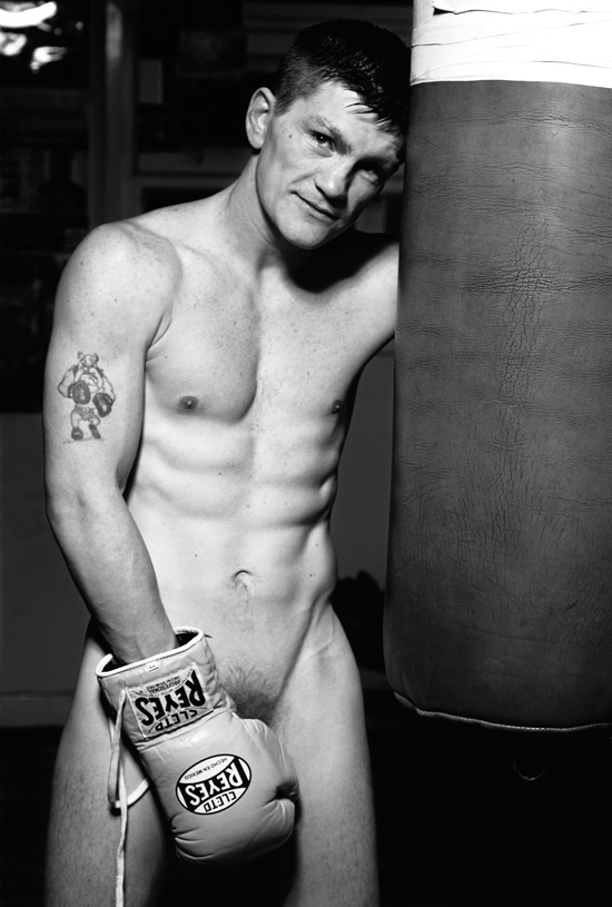 001 RICKY HATTON BRITISH PROFESSIONAL BOXER NUDE PHOTO