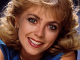'Neighbours' star 'abandoned career for mum'
