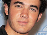 Kevin Jonas to wed partner this weekend?