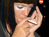 Lily Allen 'passes on piracy baton'