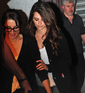 Penelope Cruz leaving the German restaurant 'Vino E Cucina' after an enjoyable dinner in Berlin