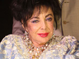 Elizabeth Taylor to have heart surgery