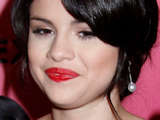 Selena Gomez clarifies 'Twilight' comment