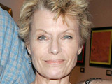 Glenda Mitchell cast in 'EastEnders'