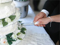 Couple shocked by fake wedding cake