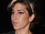 Winehouse wins backing for goddaughter