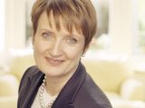 Jowell confirms analogue switchoff plans