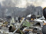 'War of the Worlds' holds UK top spot