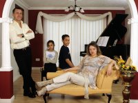 'Wife Swap' makes strong return
