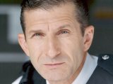 'Bill' star slashes wrists after being sacked