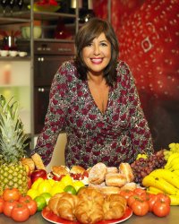 Weekend Spy: Playing with Food